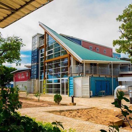Dunia Hotel Ouagadougou Loumbila Eksteriør billede
