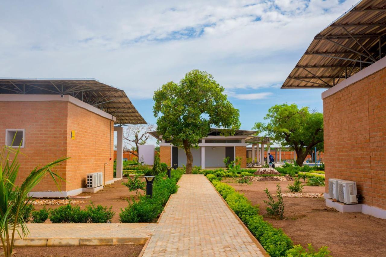 Dunia Hotel Ouagadougou Loumbila Eksteriør billede
