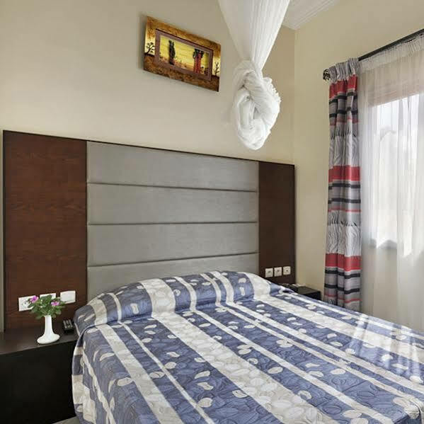 Dunia Hotel Ouagadougou Loumbila Eksteriør billede