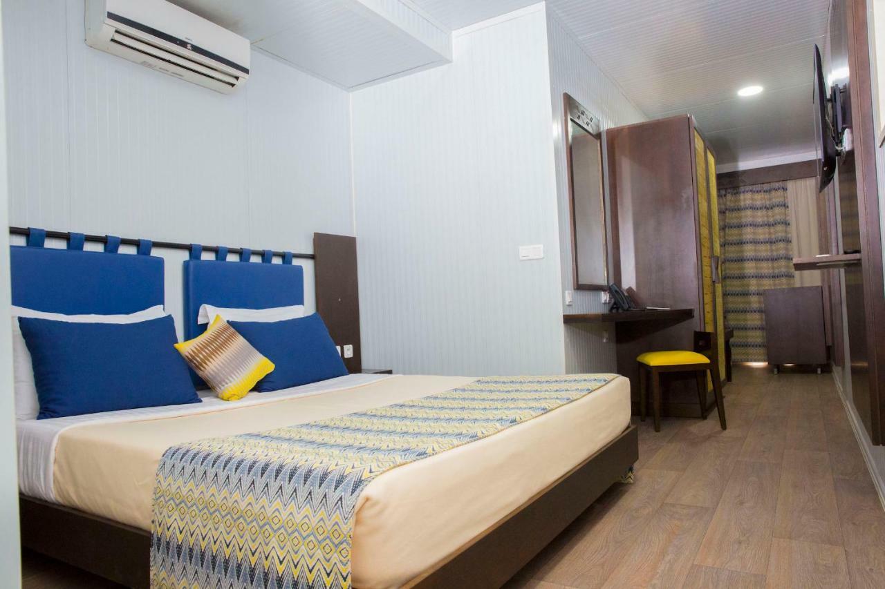 Dunia Hotel Ouagadougou Loumbila Eksteriør billede