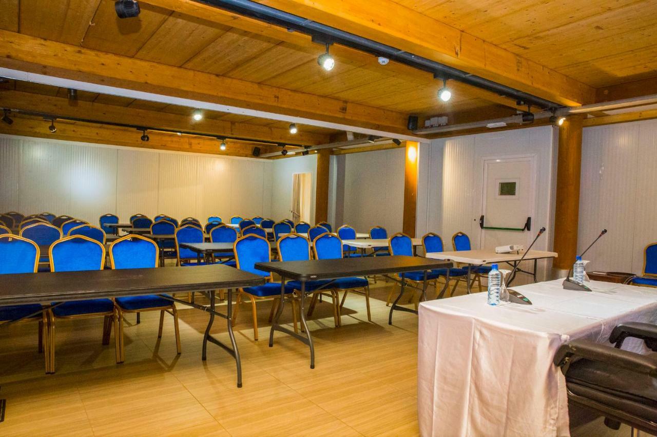 Dunia Hotel Ouagadougou Loumbila Eksteriør billede